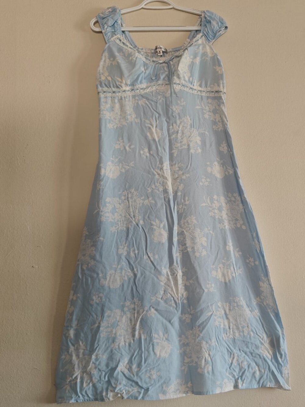 JUNIORS' XL MADDEN GIRL MIDI DRESS